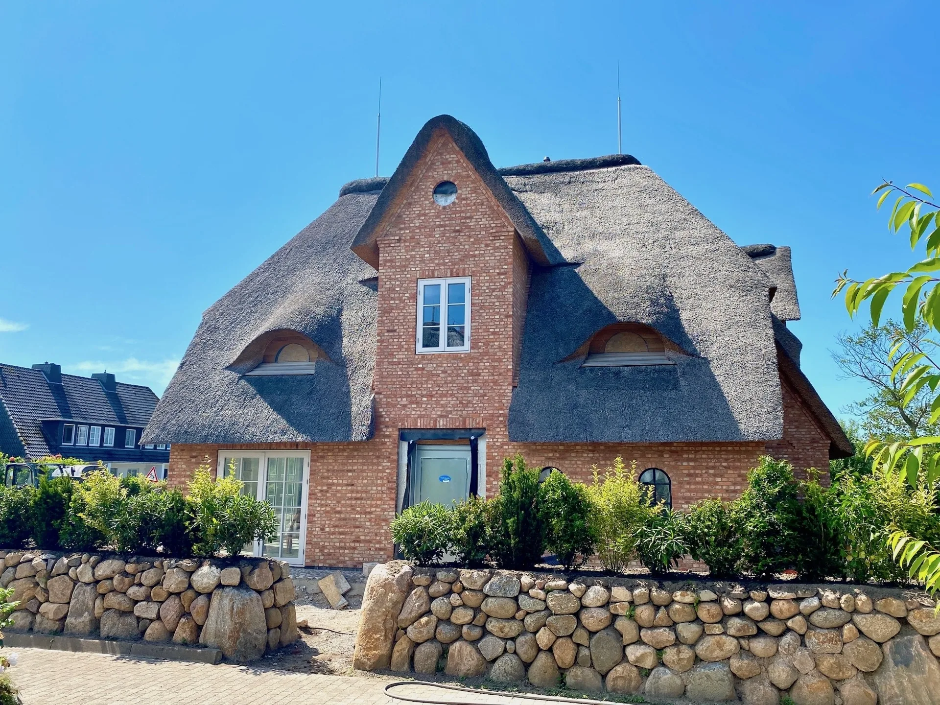 Bild - Doppelhaus unter Reet an den Archsumer Wiesen (Dauerwohnraum) -Reserviert-