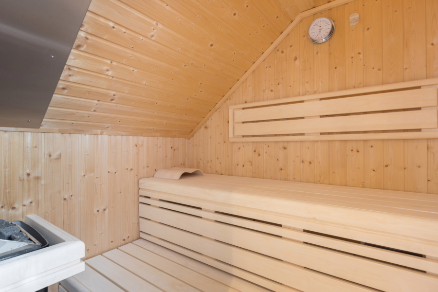 Bild - Stylische und exklusive Galeriewohnung mit Sauna, PKW-Stellplatz und Fahrstuhl in List