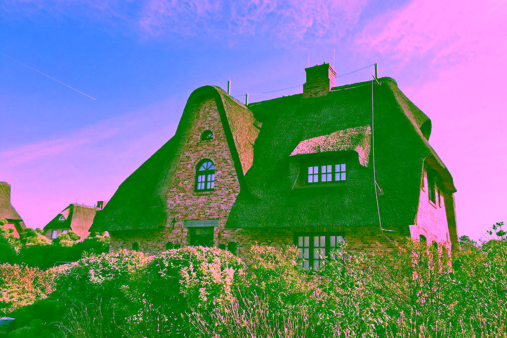 Charmantes Friesenhaus unter Reet mit einer Erdgarage am Keitumer Wattenmeer - Bild (18093)