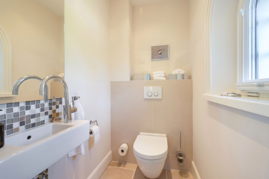 Bild - Charmantes Friesenhaus unter Reet mit einer Erdgarage am Keitumer Wattenmeer