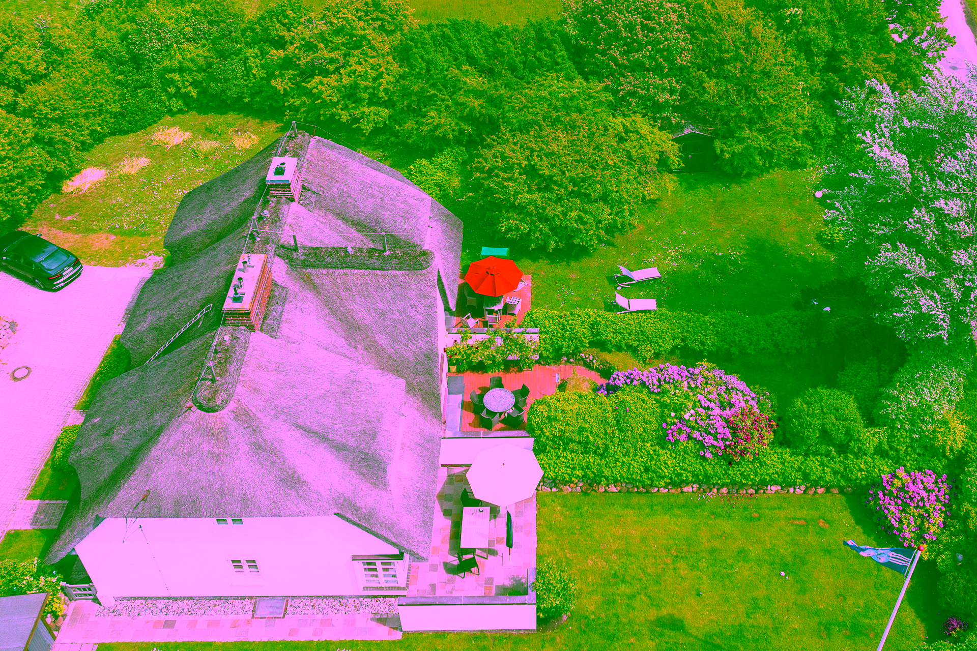 Charmantes reetgedecktes Mittelhausteil unweit der Braderuper Heide - Bild (17616)