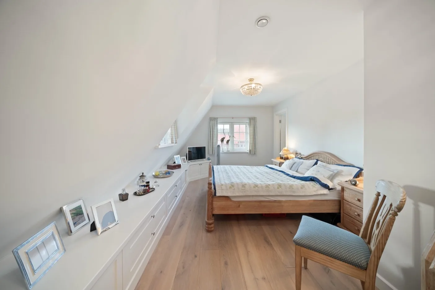 Bild - Genehmigtes Ferienhaus mit großem Garten in List