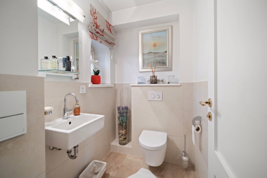 Bild - Genehmigtes Ferienhaus mit großem Garten in List