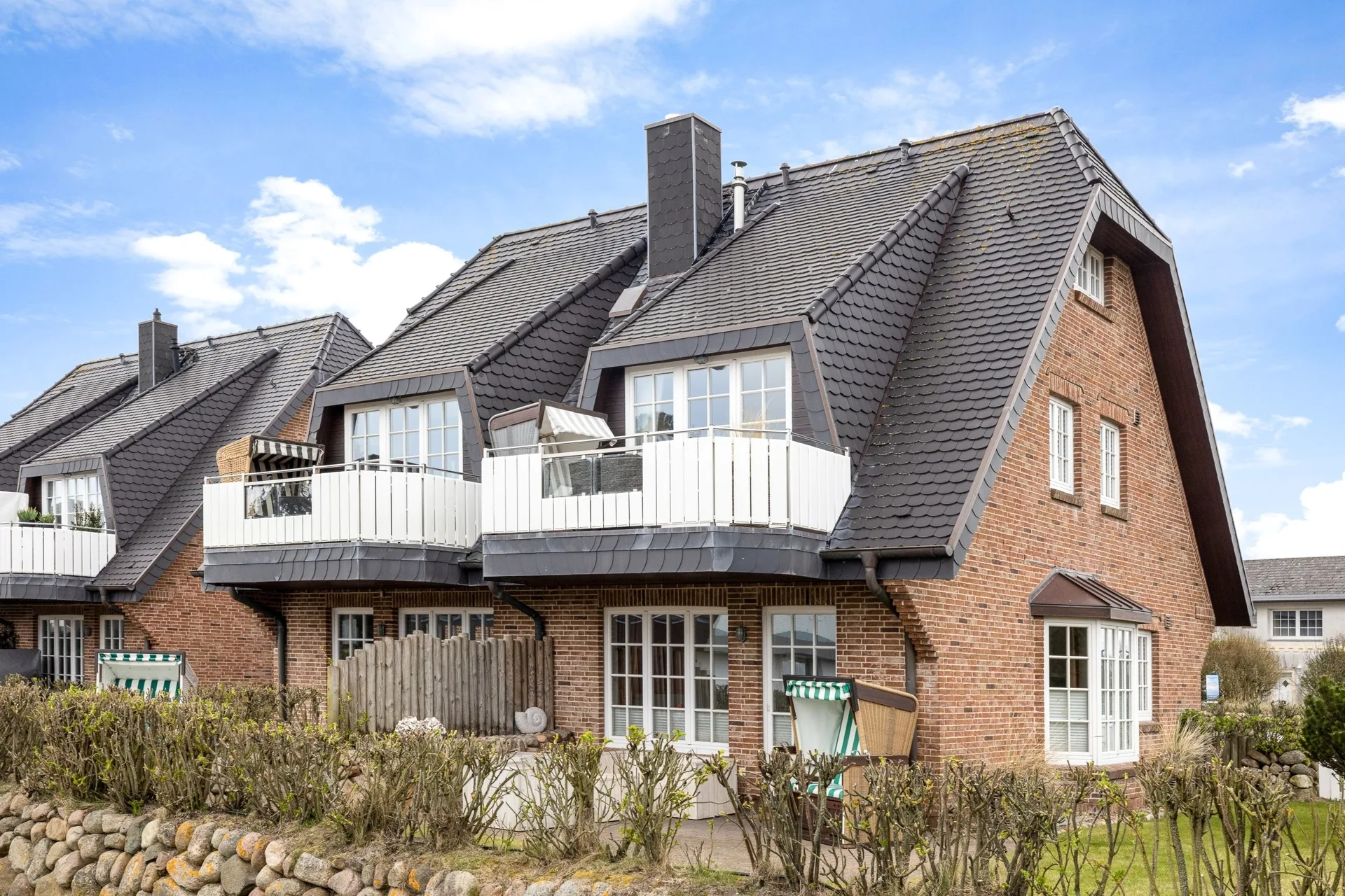 Bild - Aparte Obergeschosswohnung mit Kamin in toller Lage in Wenningstedt