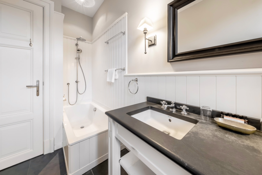 Bild - Königliches Zollhaus mit exklusivem Gästehaus im Herzen von Keitum