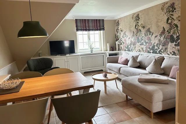 Bild - Hochwertige Dachgeschosswohnung in strandnaher Lage von Westerland
