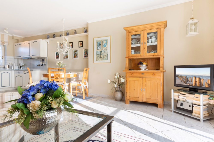 Bild - Schöne Erdgeschosswohnung unter Reet mit Blick über das Wattenmeer