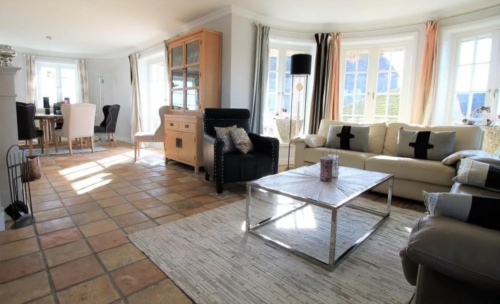 Bild - Einzelhaus auf der Düne mit herrlichem Wattblick