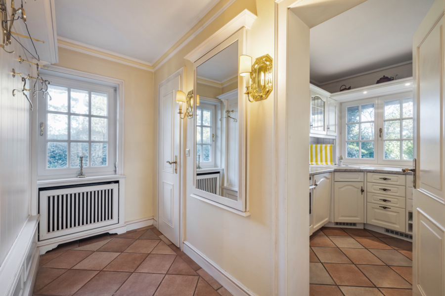 Bild - Freistehendes Einzelhaus unter Reet auf Erbpacht-Grundstück in der Westerheide mit Meerblick