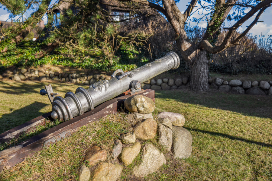 Bild - Freistehendes Einzelhaus unter Reet auf Erbpacht-Grundstück in der Westerheide mit Meerblick