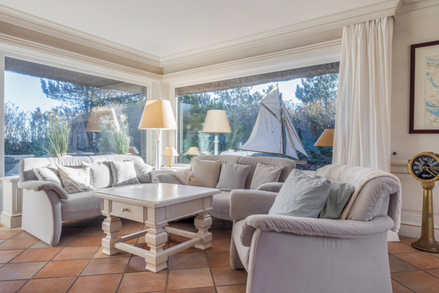 Bild - Freistehendes Einzelhaus unter Reet auf Erbpacht-Grundstück in der Westerheide mit Meerblick