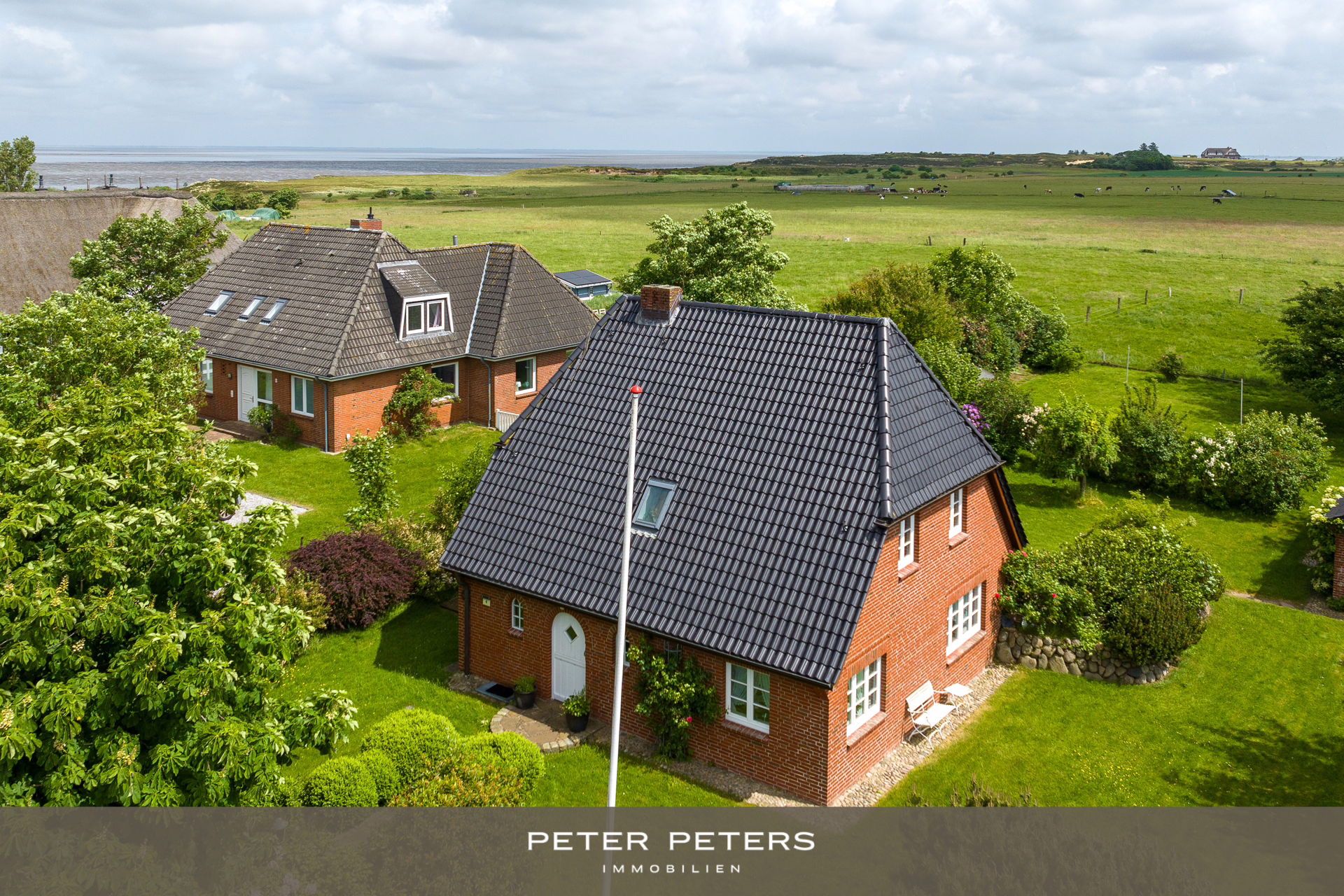 Baugrundstück mit tollem Blick auf das Morsumer Kliff mit Altsubstanz, 25980 Sylt-Ost / Morsum, Einfamilienhaus
