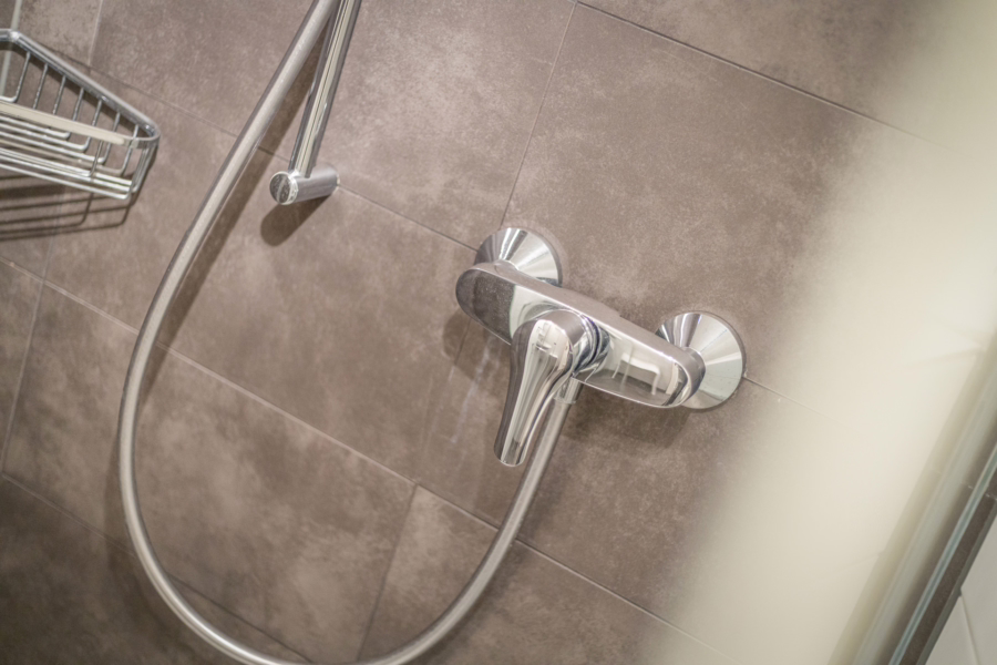 Bild - Gemütliche Erdgeschosswohnung mit Südgarten -Schwimmbad und Sauna im Haus-