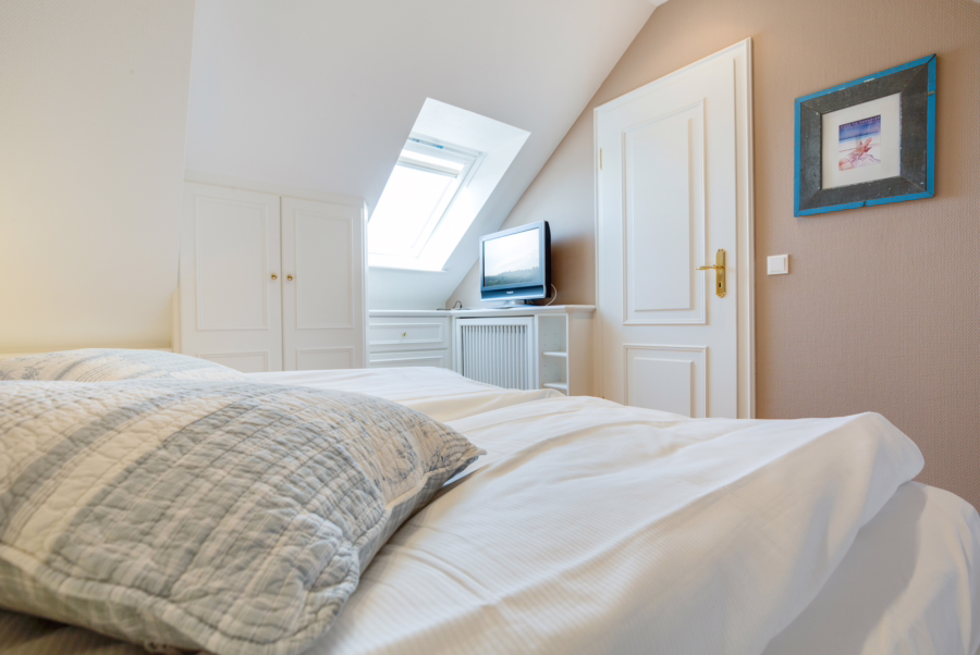 Bild - Charmante und helle Obergeschosswohnung mit Balkon in zentraler Lage von Wenningstedt