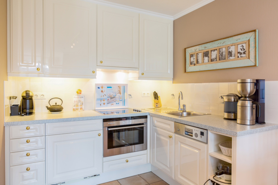 Bild - Charmante und helle Obergeschosswohnung mit Balkon in zentraler Lage von Wenningstedt