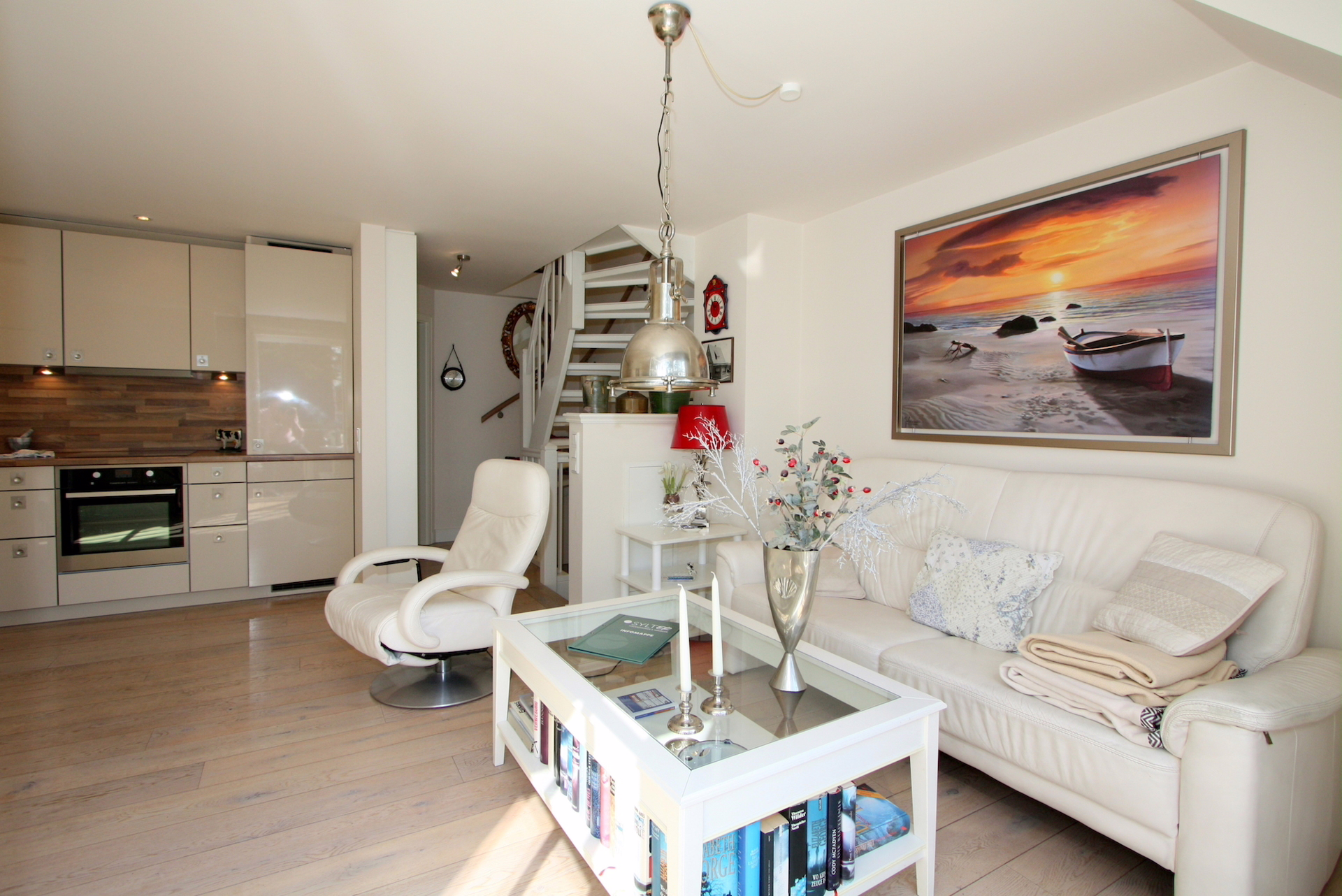 Bild - Moderne Obergeschosswohnung mit Balkon in Wenningstedt