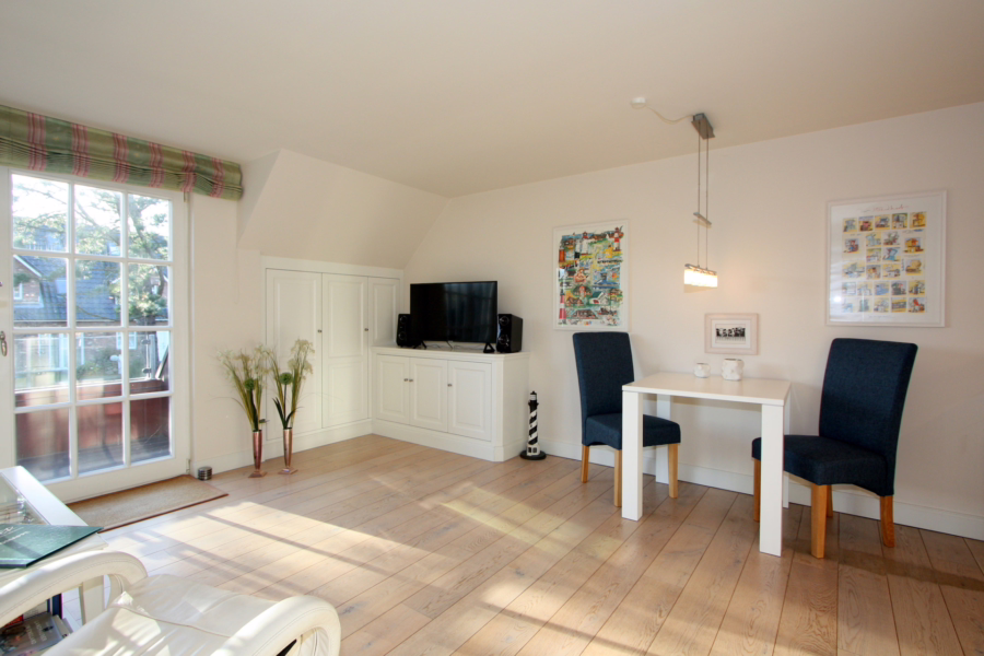 Bild - Moderne Obergeschosswohnung mit Balkon in Wenningstedt