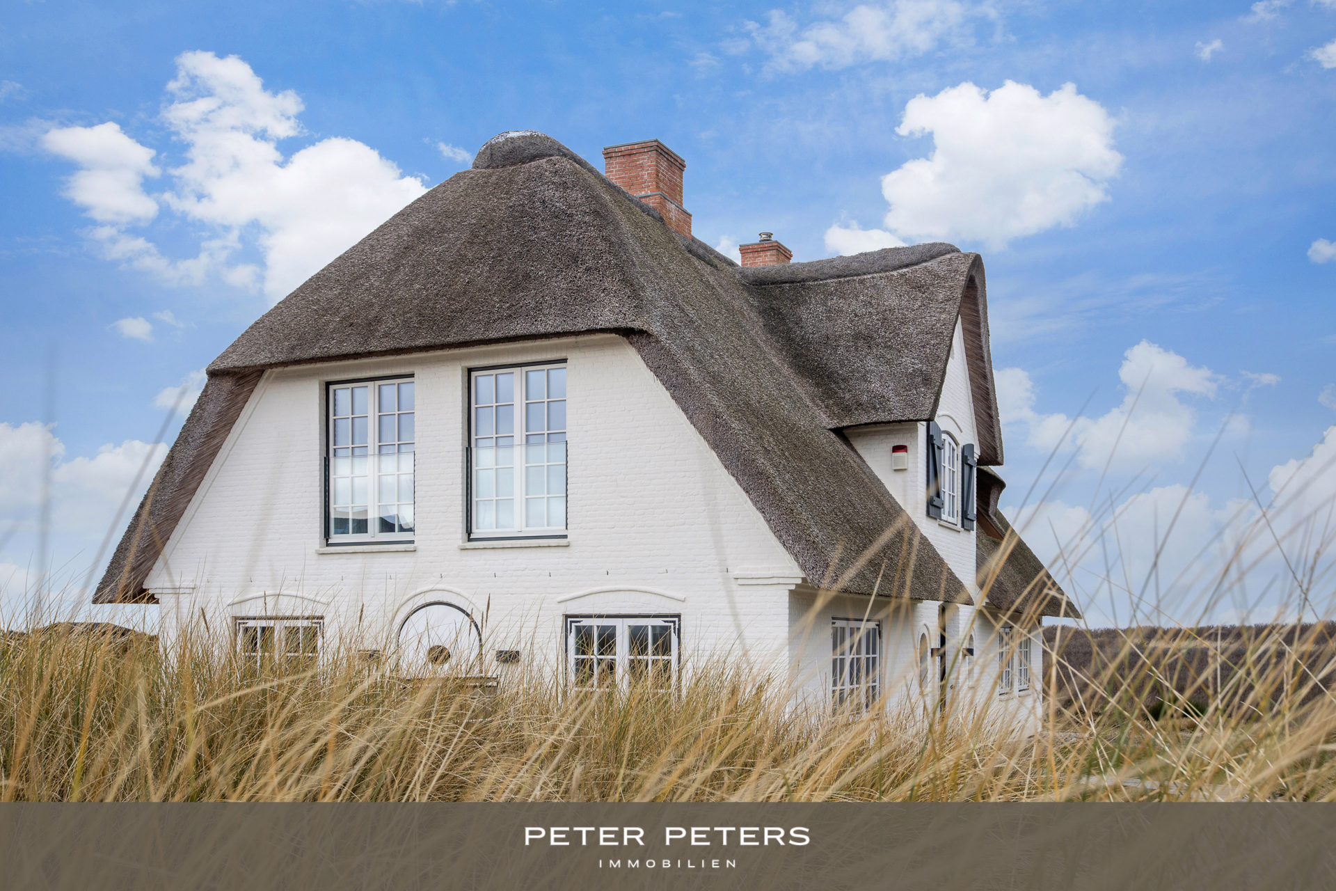 Einmaliger Traum unter Reet mit Nordseeblick, 25996 Wenningstedt-Braderup (Sylt), Einfamilienhaus