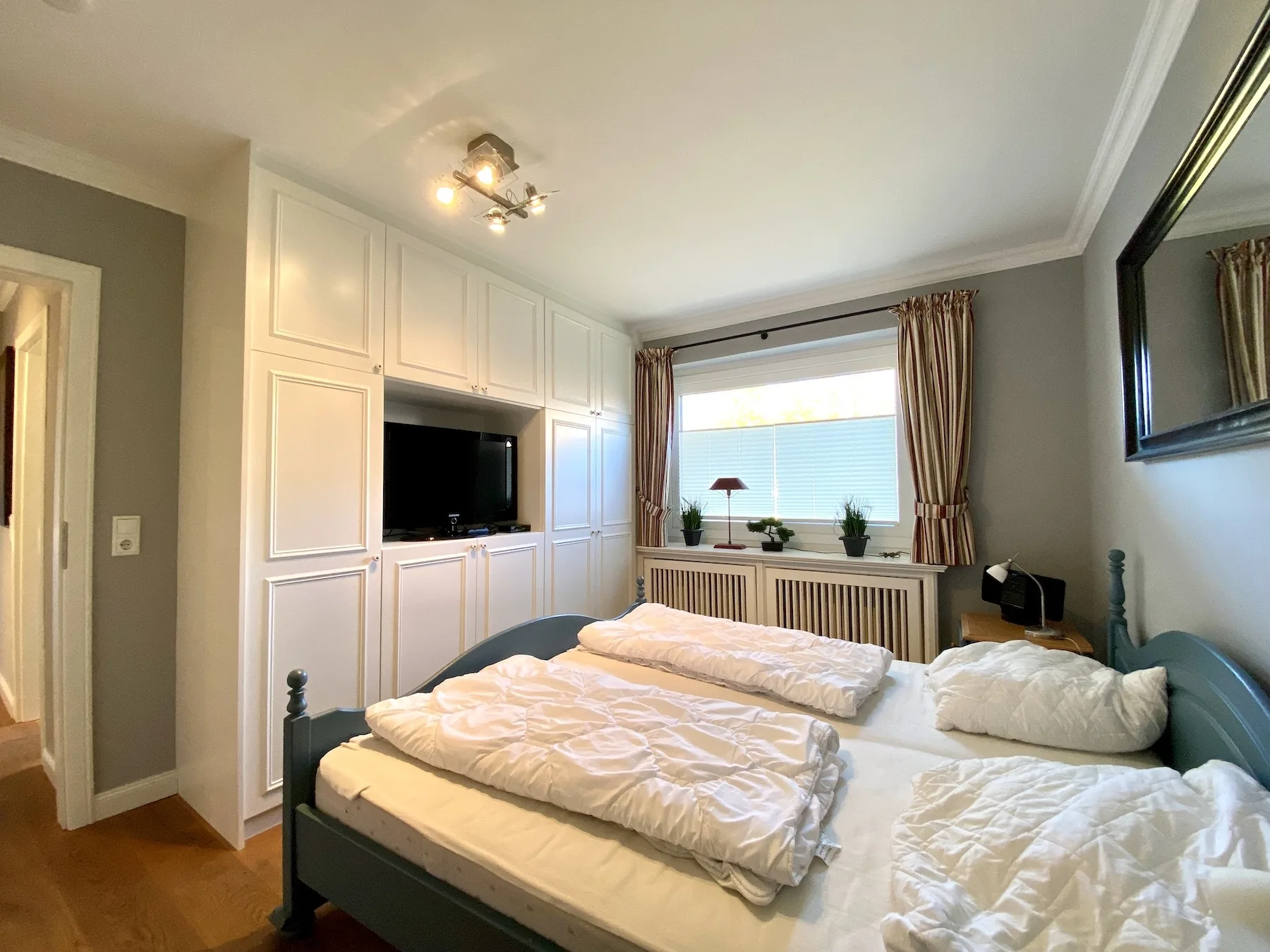 Bild - Renovierte Erdgeschosswohnung in wiesennaher Lage von Wenningstedt