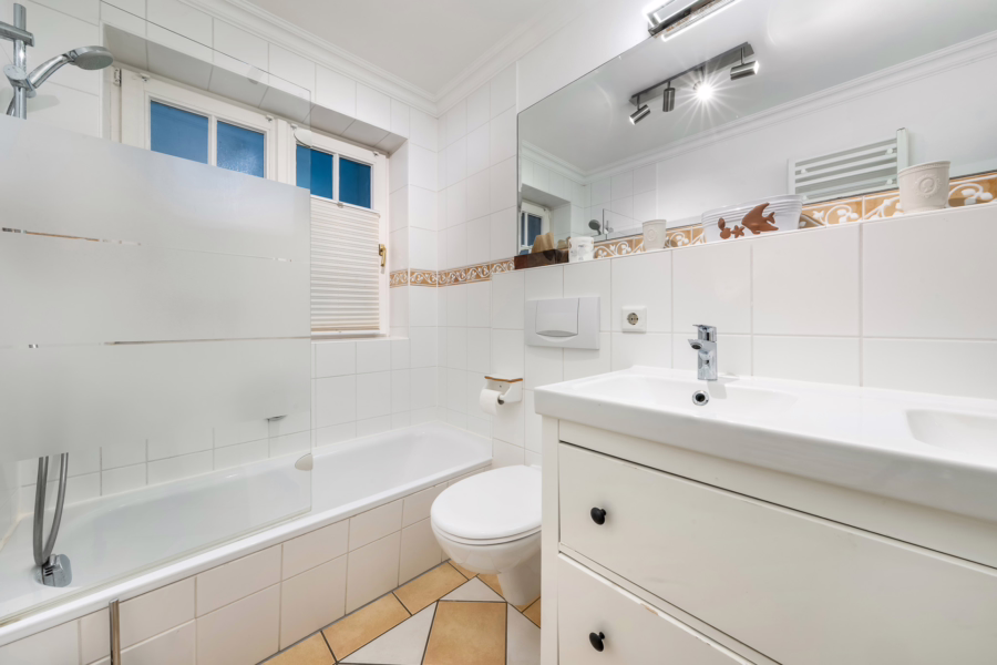 Bild - Geschmackvolle Erdgeschosswohnung in ruhiger Lage von Wenningstedt