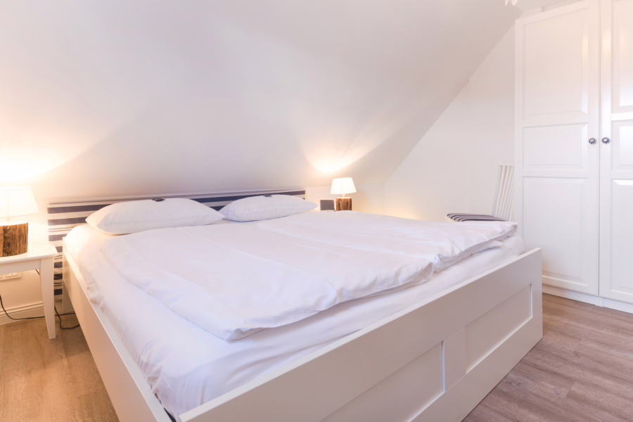 Bild - Sehr schöne Wohnung mit Südbalkon in Strandnähe