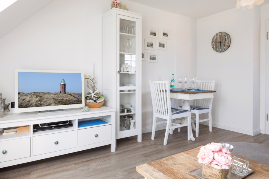 Bild - Sehr schöne Wohnung mit Südbalkon in Strandnähe