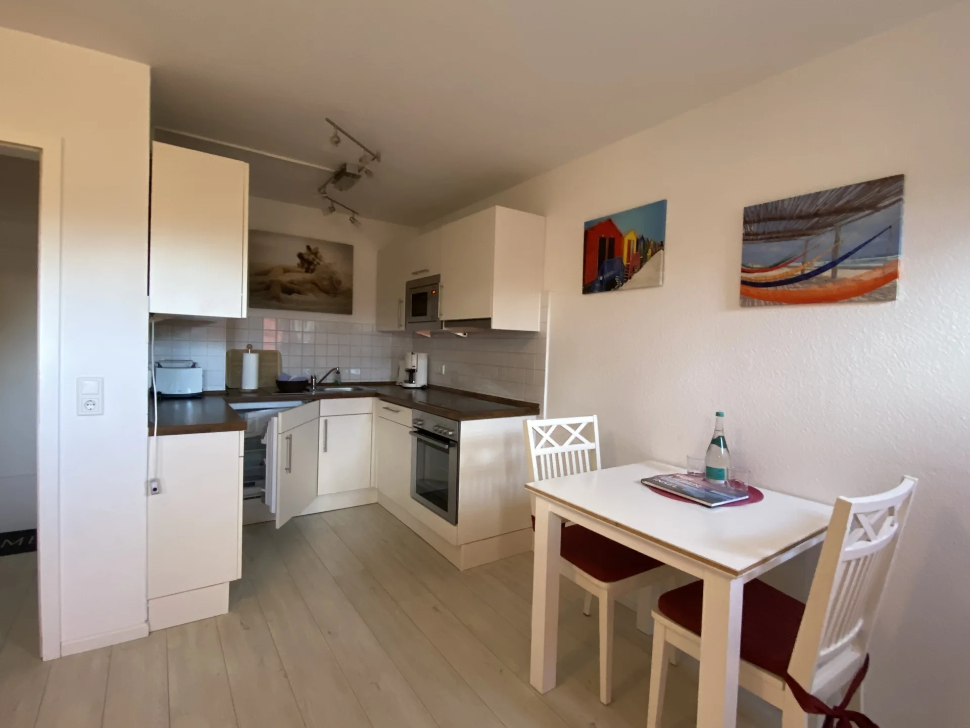 Bild - Erdgeschosswohnung unter Reet in strandnaher Lage von Westerland