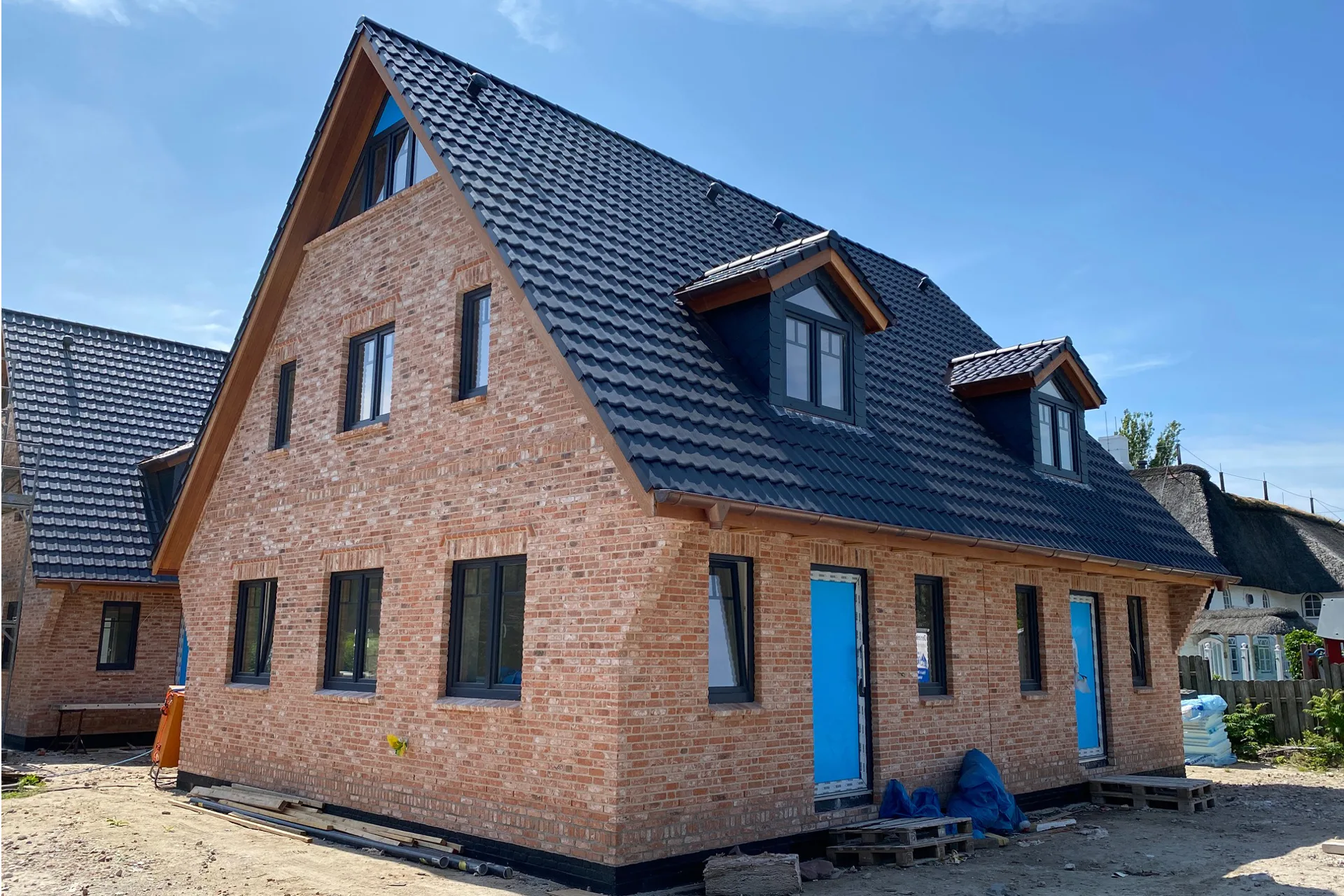 Bild - Neubau-Doppelhäuser in Tinnum – eine Dauerwohnung noch frei