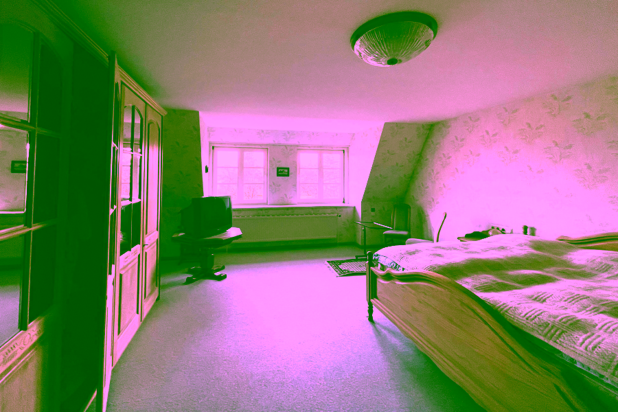 Schlafzimmer - Reetdach Anwesen in idyllischer Lage von Galmsbüll