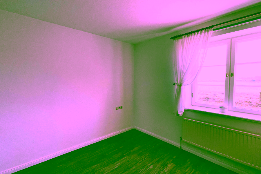 Schlafzimmer 2 - Reetdach Anwesen in idyllischer Lage von Galmsbüll