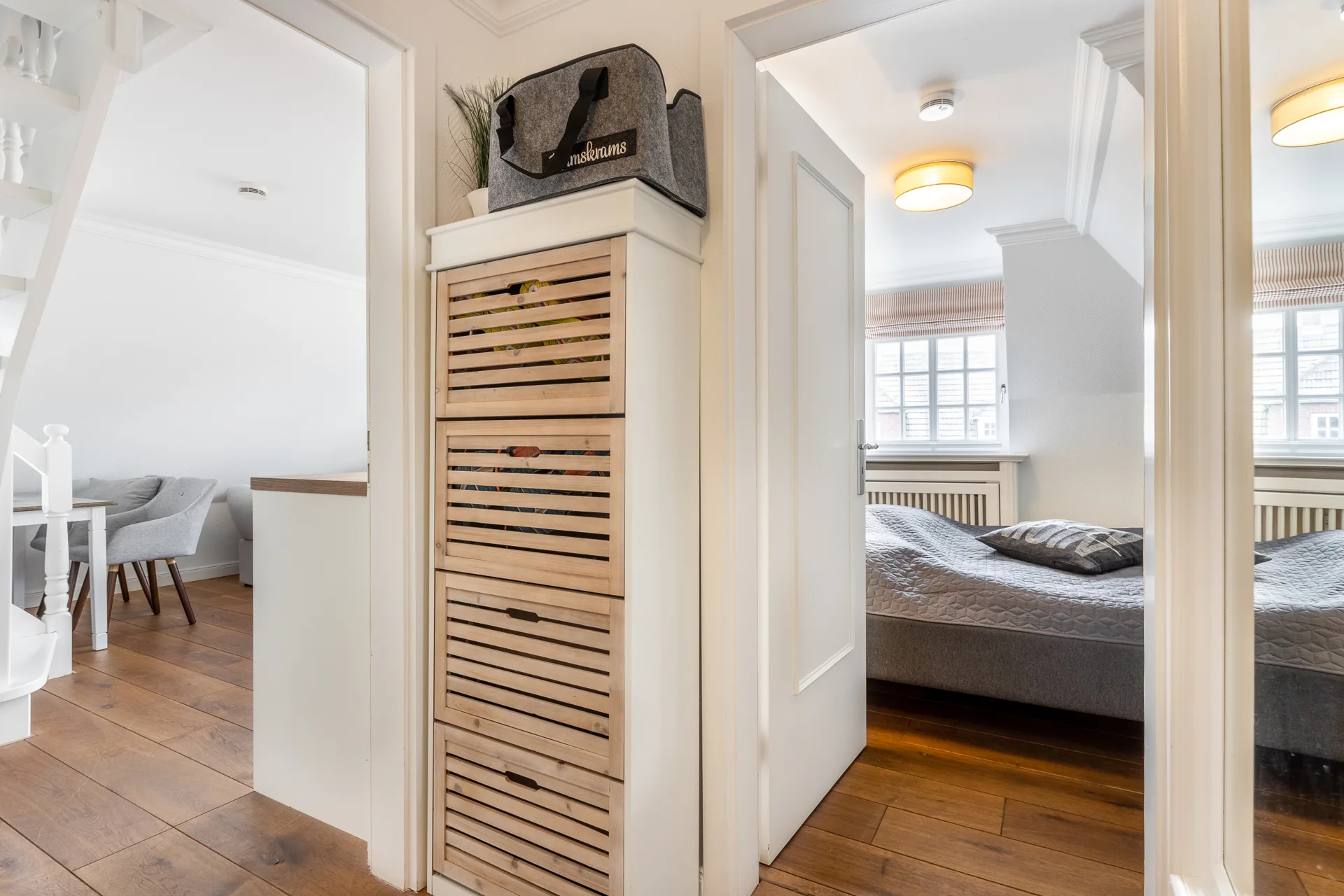 Bild - Charmante Ferienwohnung unter Reet in bevorzugter Lage von Westerland