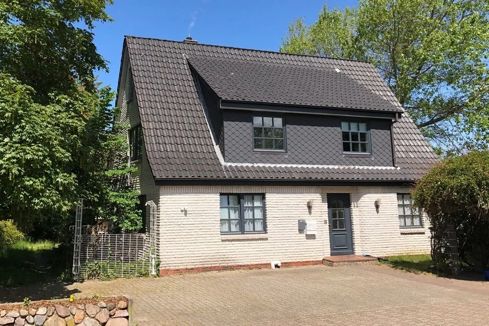 Bild - Freistehendes Appartementhaus in ruhiger Lage von Alt-Westerland