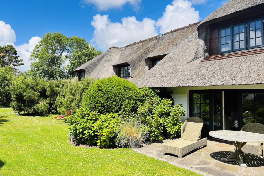 Bild - Charmante, grosszügige Erdgeschosswohnung unter Reet im Herzen von Keitum