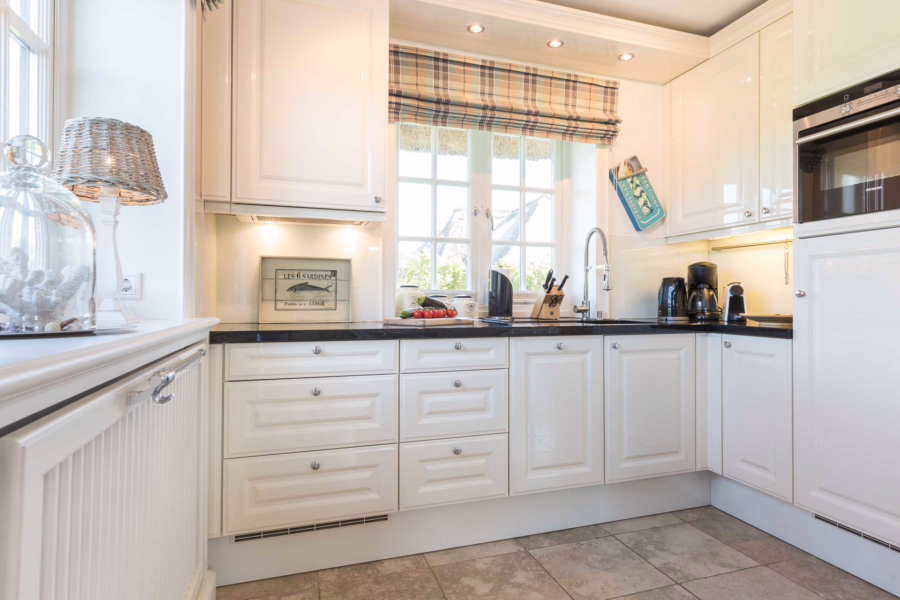 Bild - Reethaushälfte in begehrter Lage zwischen Strand und Dorfteich