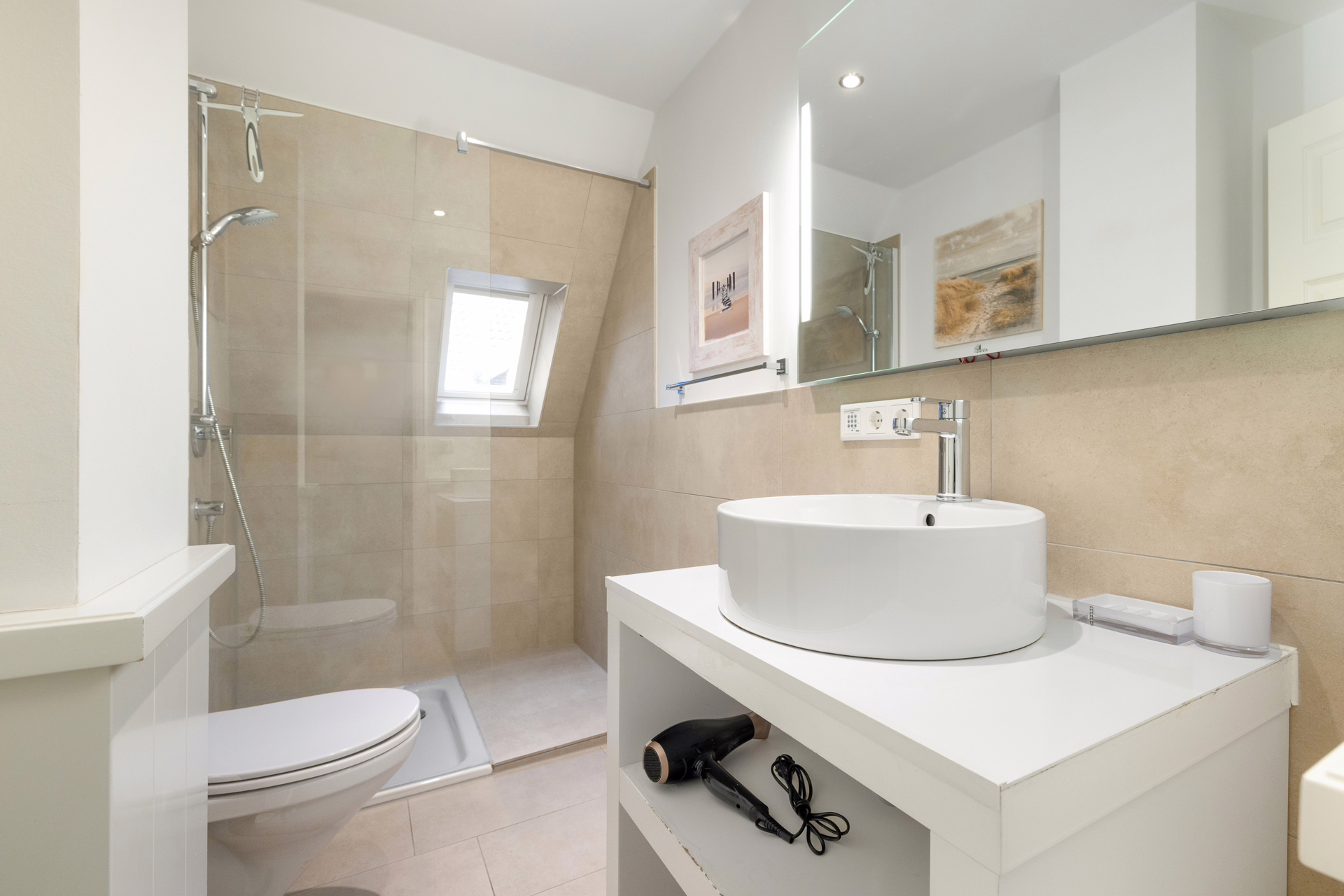 Bild - 3-Zimmer Ferienwohnung im Herzen von Wenningstedt