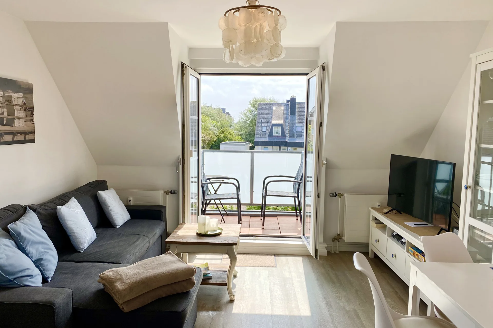 Bild - Sehr schöne Wohnung mit Südbalkon in Strandnähe