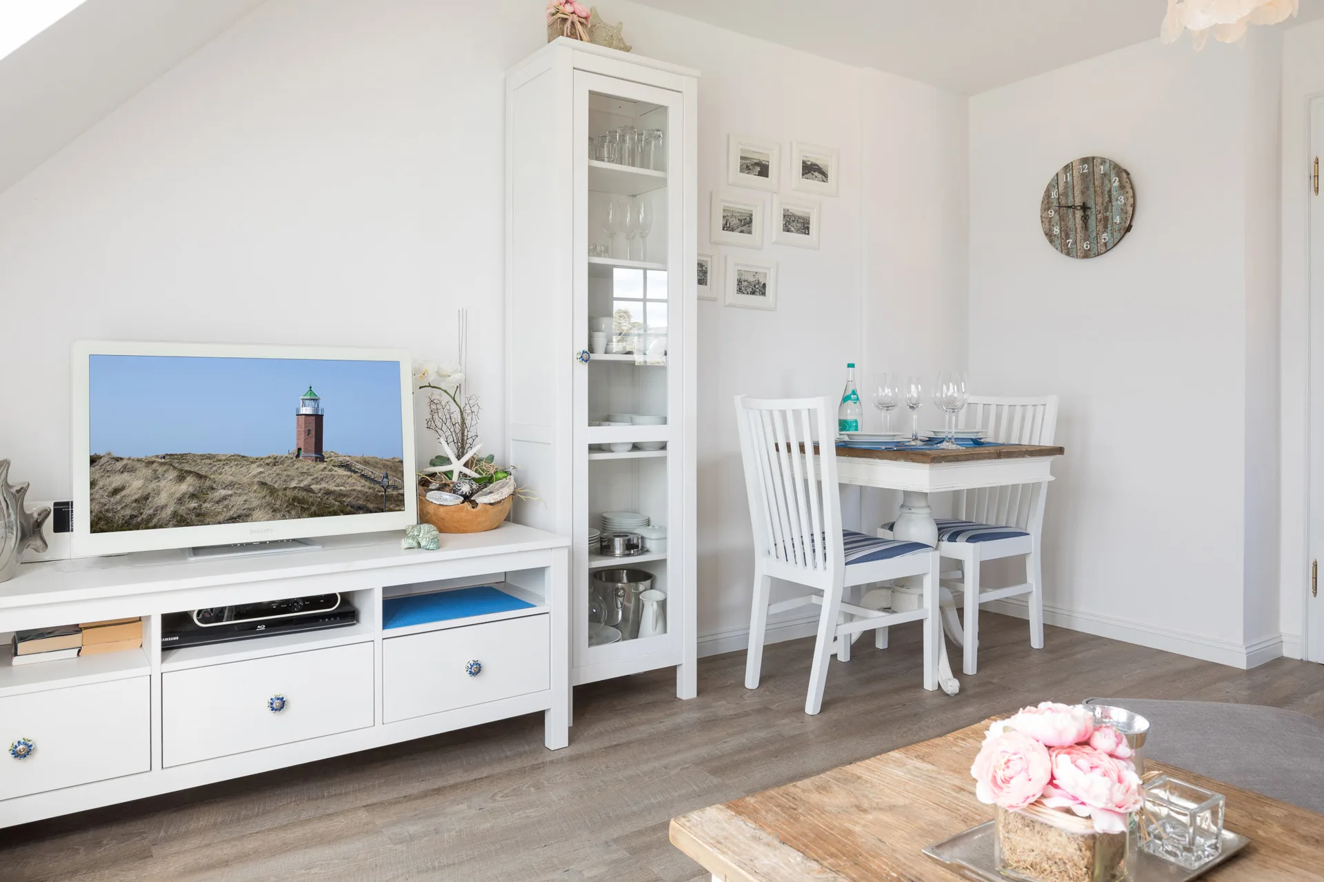 Bild - Sehr schöne Wohnung mit Südbalkon in Strandnähe