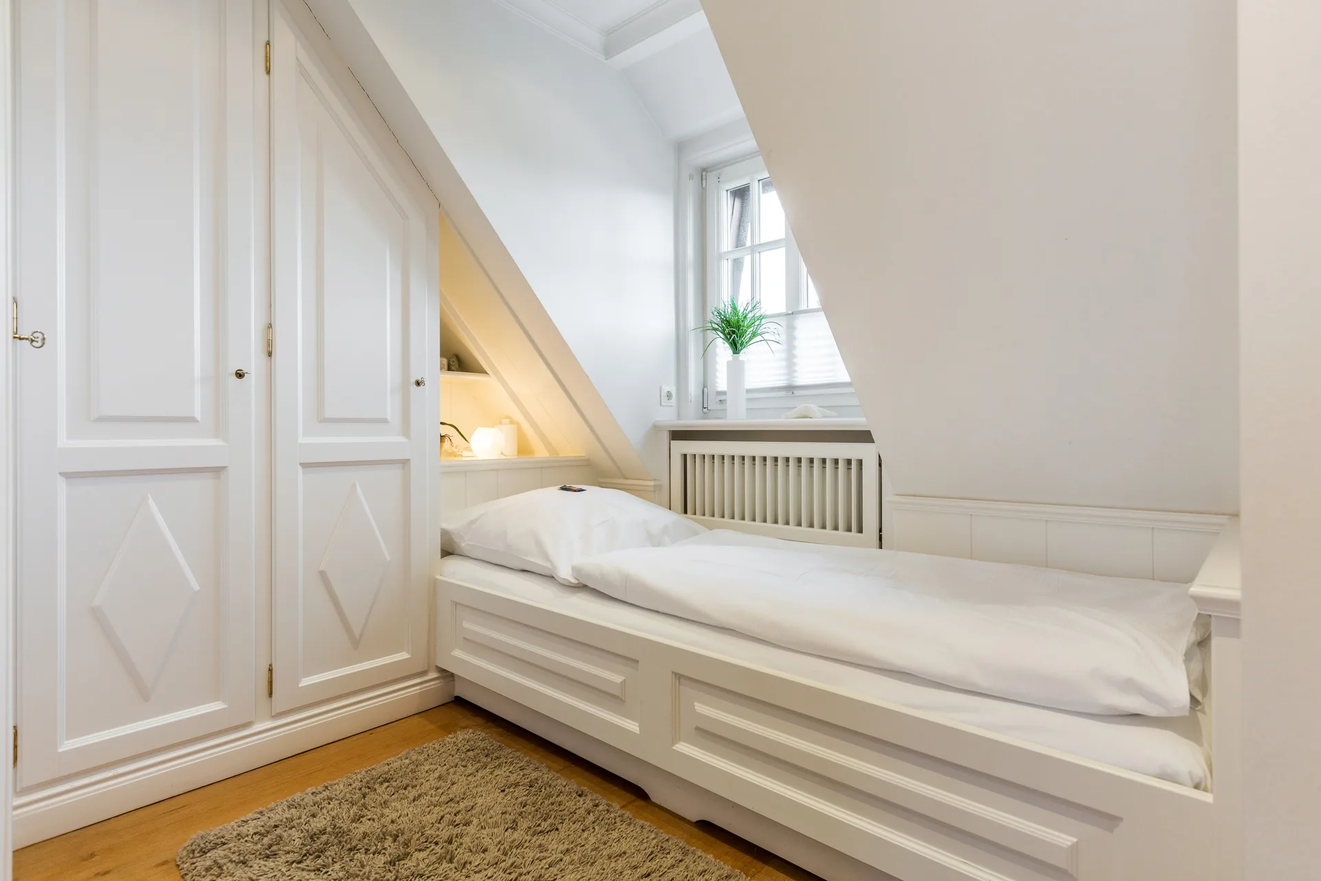 Bild - Charmante und helle Obergeschosswohnung mit Balkon in zentraler Lage von Wenningstedt