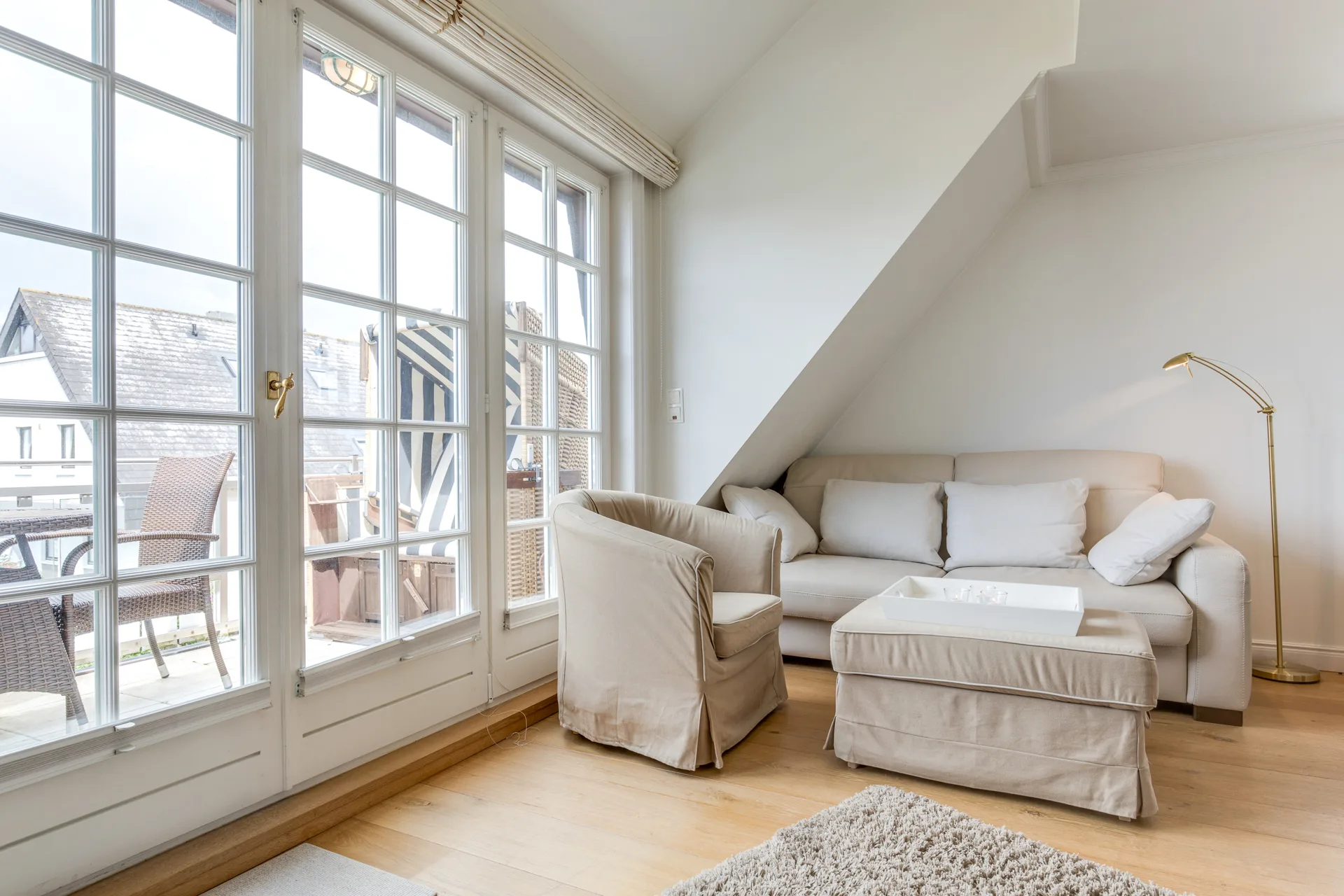 Bild - Charmante und helle Obergeschosswohnung mit Balkon in zentraler Lage von Wenningstedt
