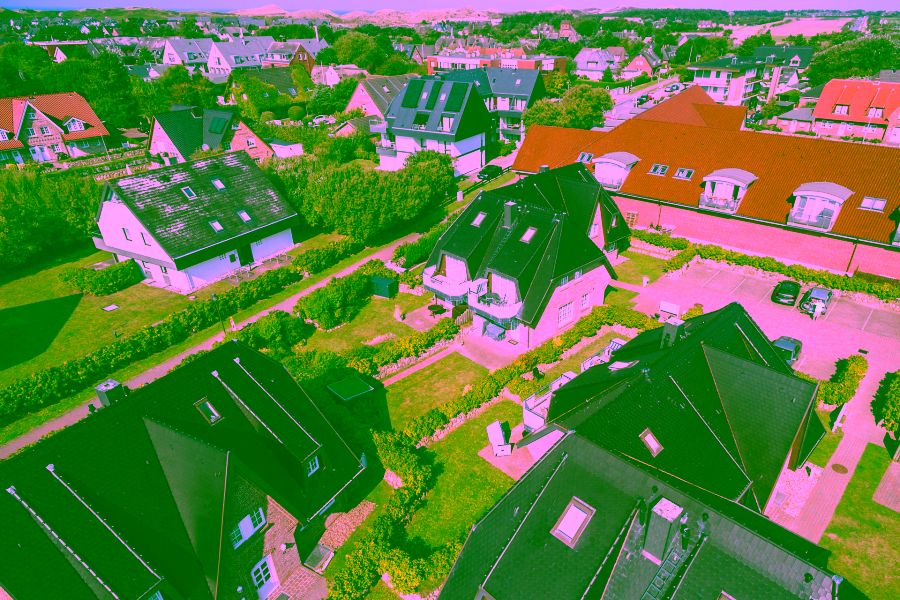 Bild - Charmante und helle Obergeschosswohnung mit Balkon in zentraler Lage von Wenningstedt