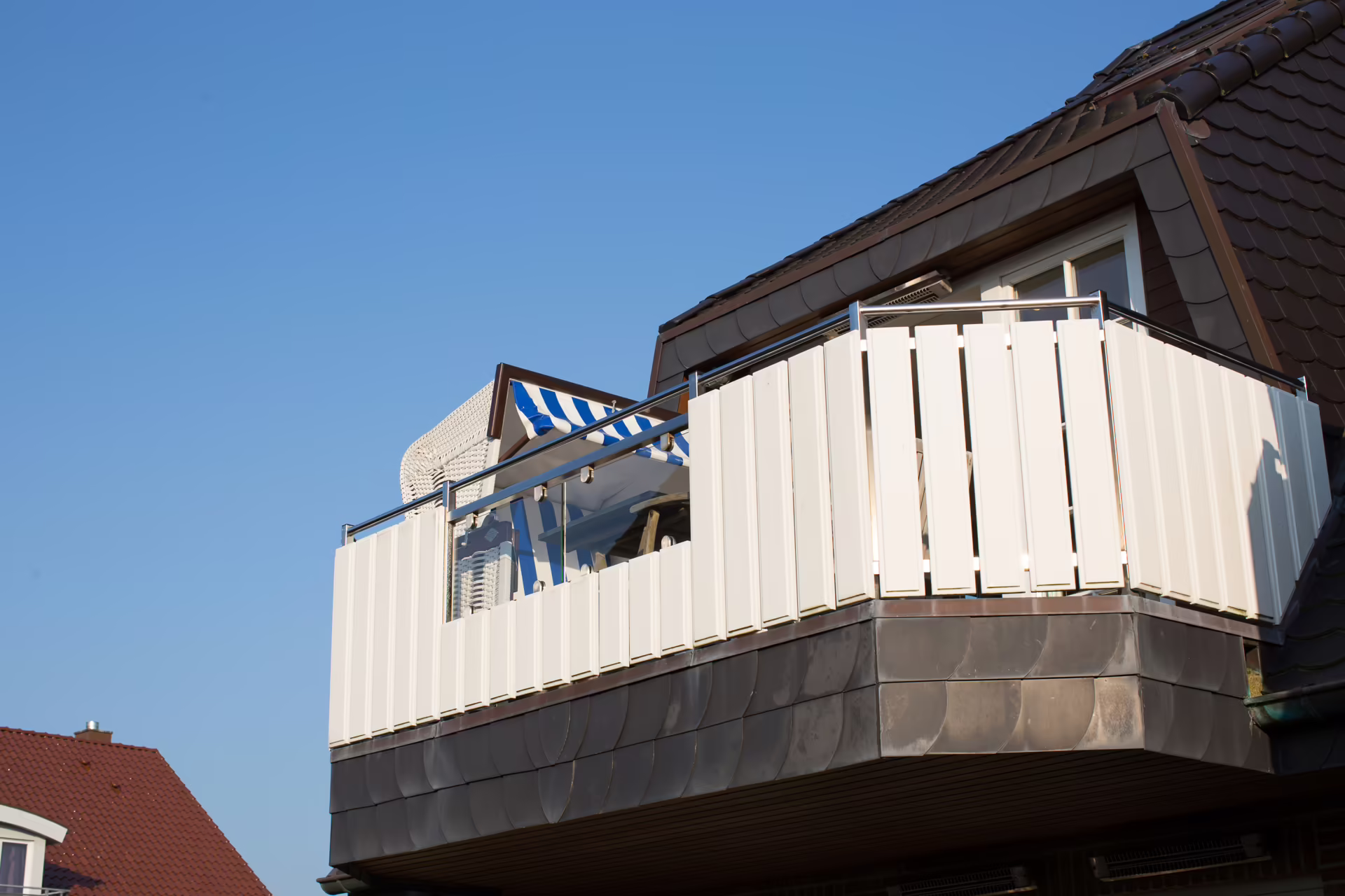 Bild - Charmante und helle Obergeschosswohnung mit Balkon in zentraler Lage von Wenningstedt