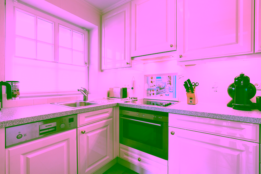 Bild - Charmante und helle Obergeschosswohnung mit Balkon in zentraler Lage von Wenningstedt