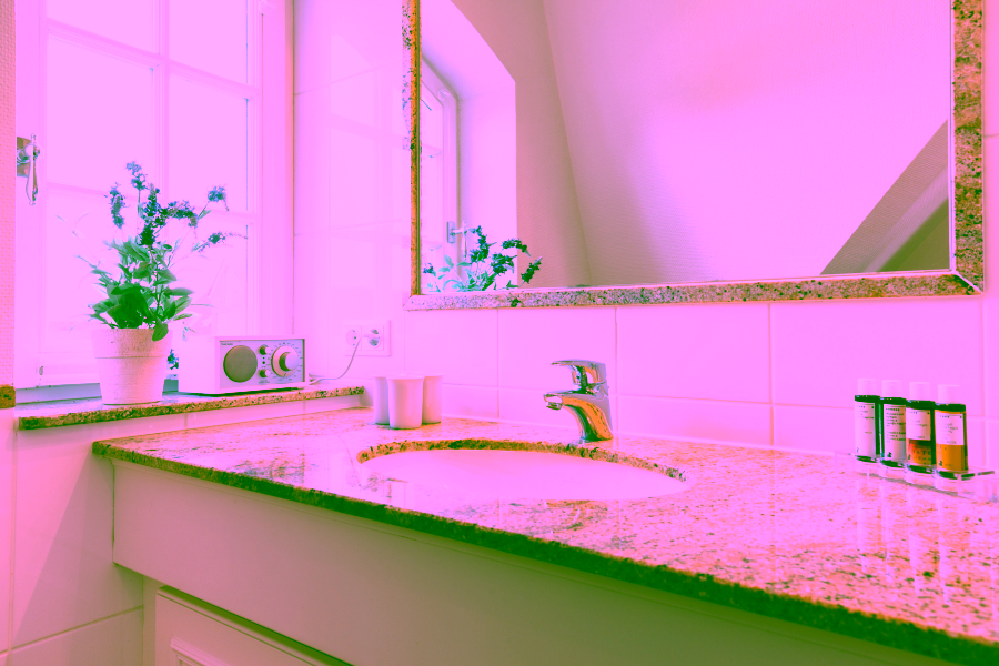 Bild - Charmante und helle Obergeschosswohnung mit Balkon in zentraler Lage von Wenningstedt