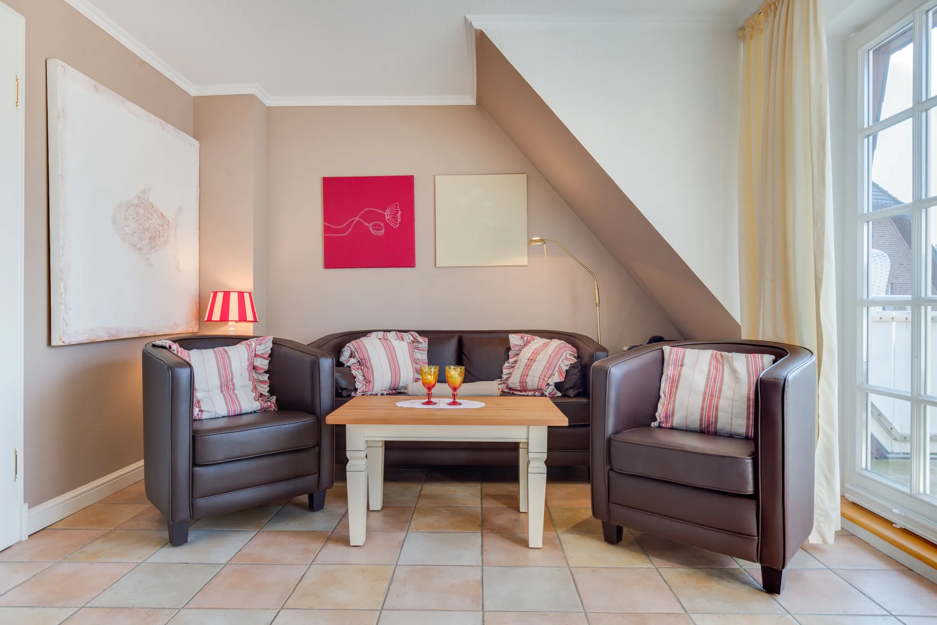 Bild - Charmante und helle Obergeschosswohnung mit Balkon in zentraler Lage von Wenningstedt