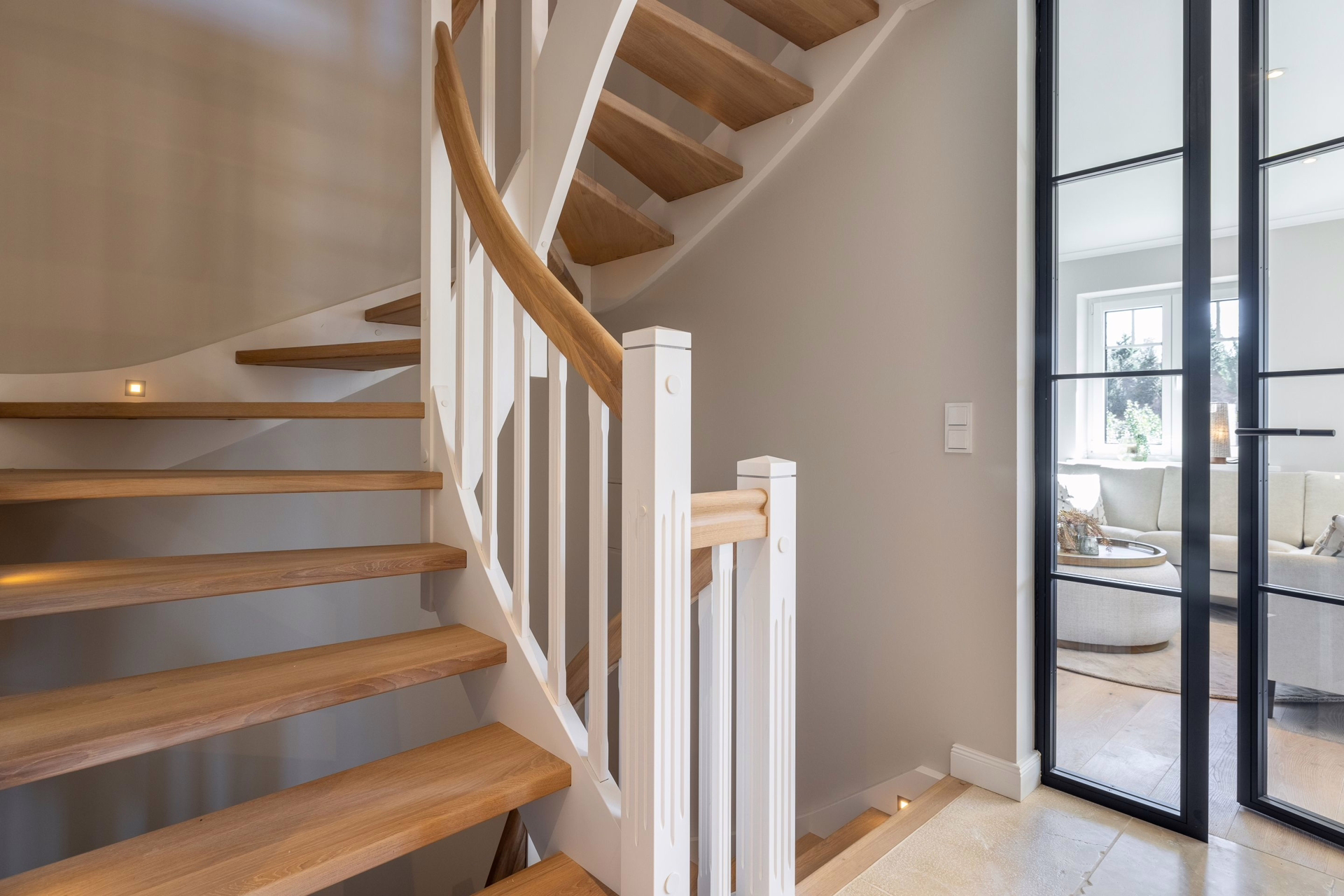 Bild - Neubau von einem exklusiven Wohnhaus mit 1 DW und 1 FW (Haus 4)