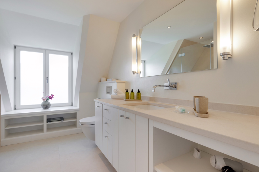 Bild - Schickes Einfamilienhaus am Dorfteich