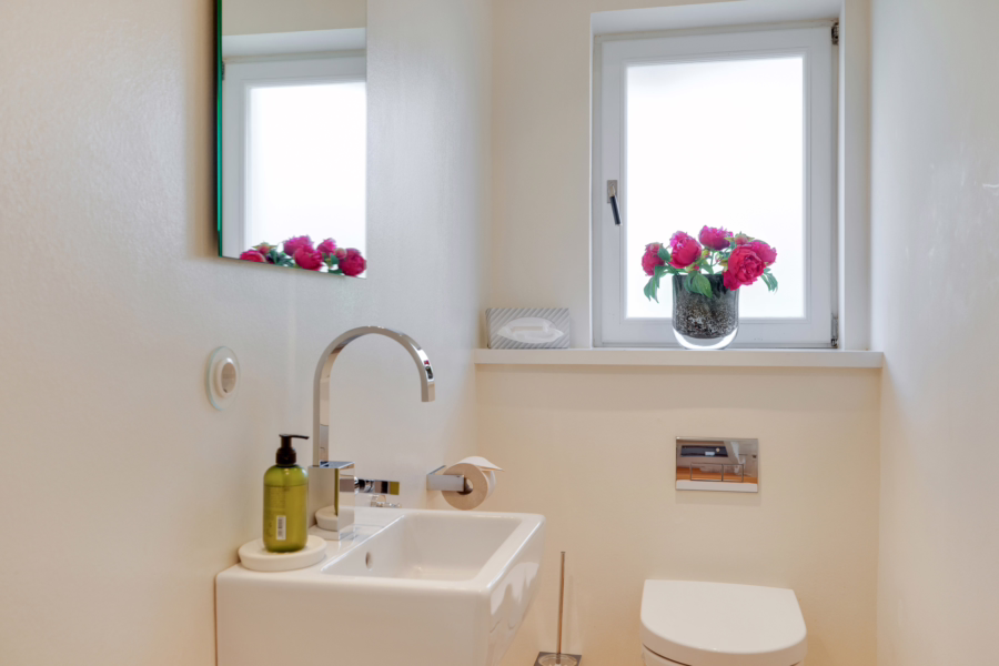 Bild - Schickes Einfamilienhaus am Dorfteich