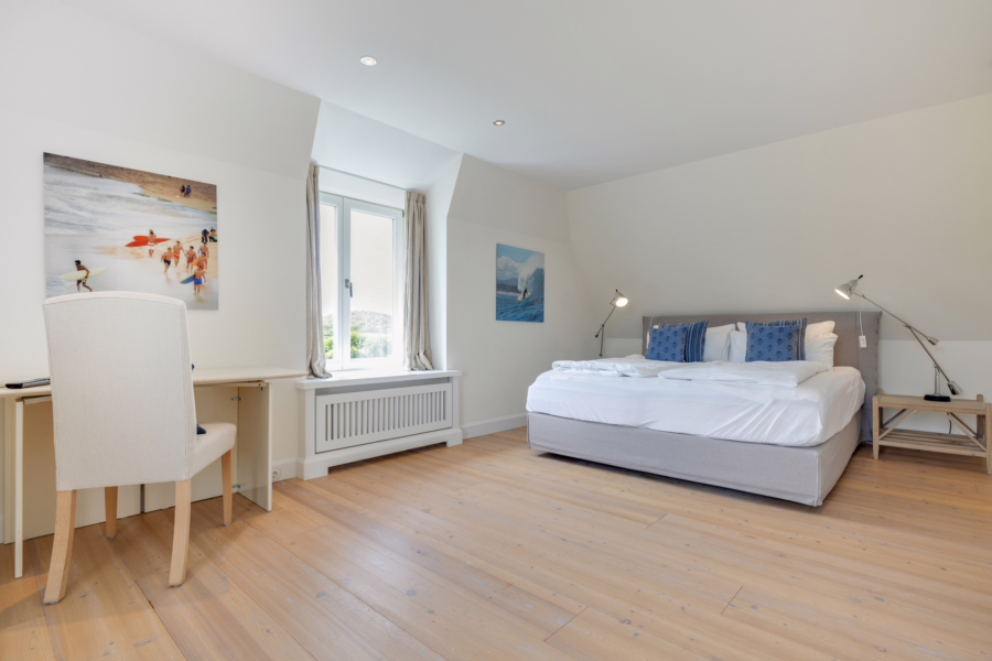 Bild - Schickes Einfamilienhaus am Dorfteich