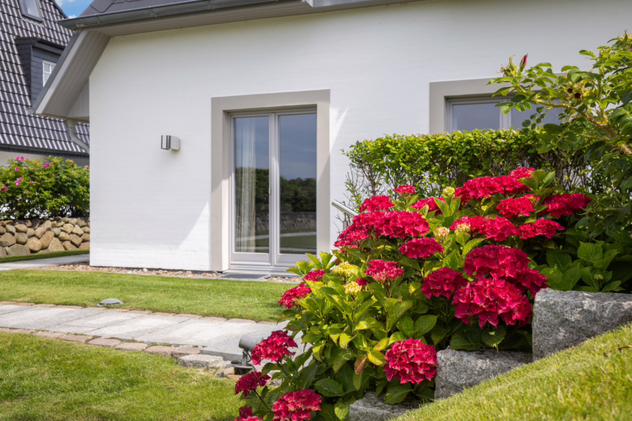 Bild - Schickes Einfamilienhaus am Dorfteich