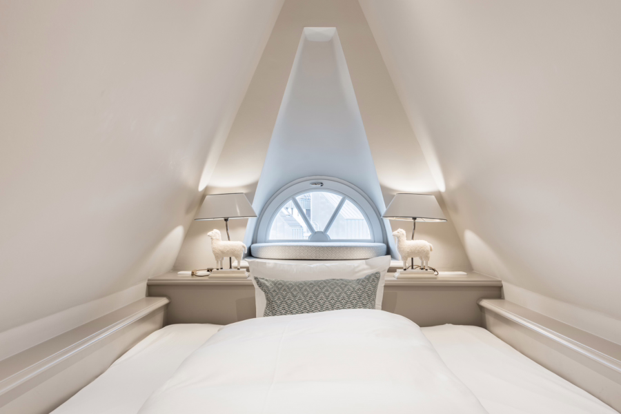 Bild - Exklusives Wohnen unter Reet direkt hinter den Dünen (DW)